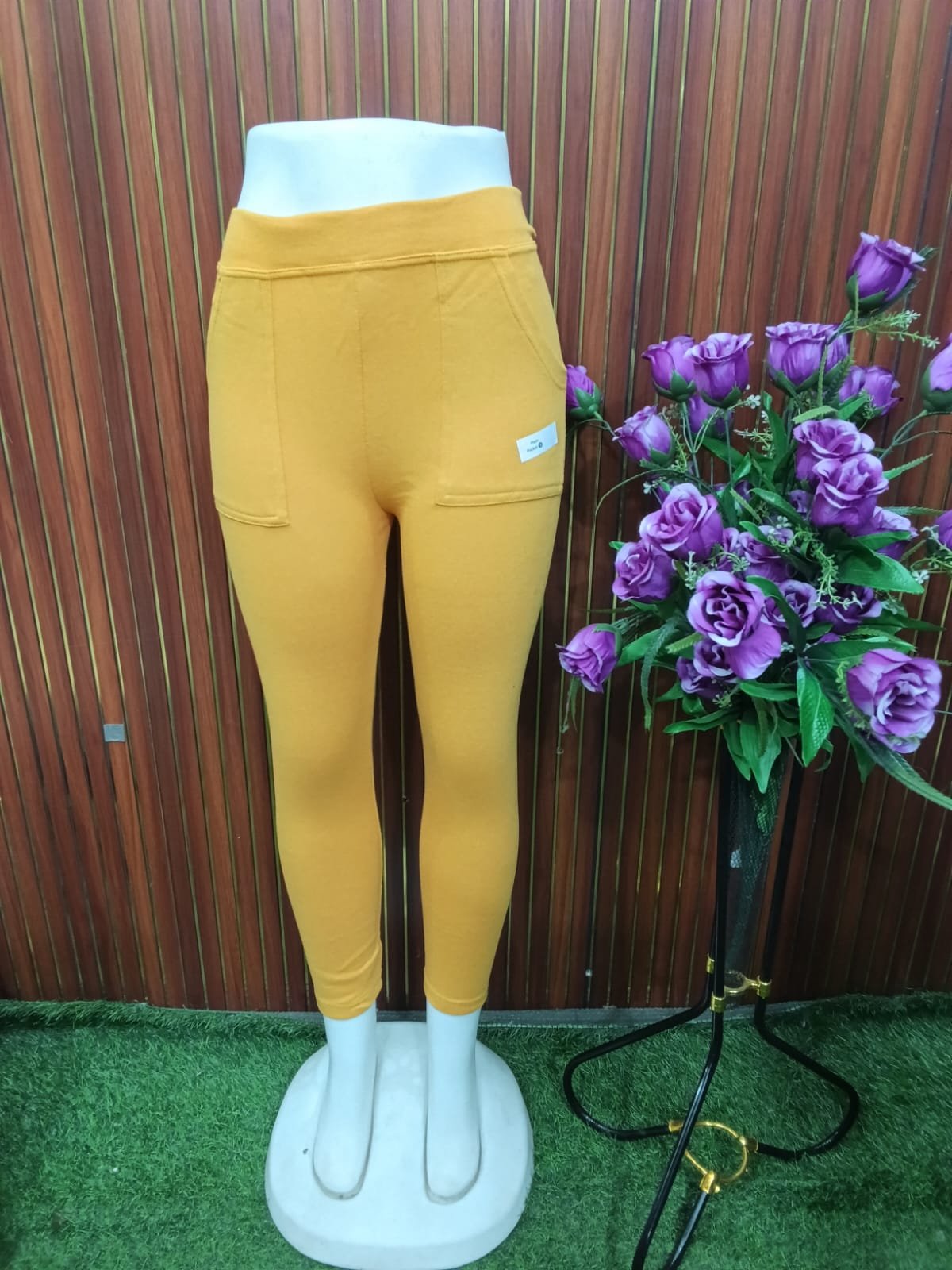 JEGGINGS PANT (WITH PACKET)